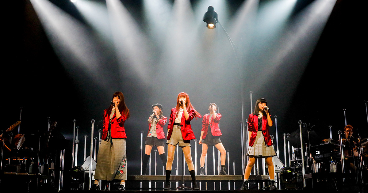 Little Glee Monster Arena Tour 2018 - juice !!!!! - at YOKOHAMA ARENA [DVD] z2zed1b